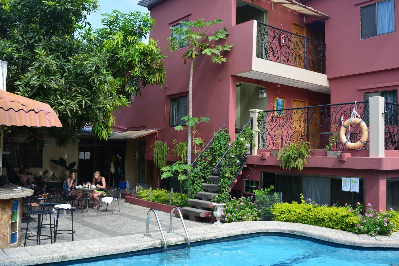 Hostel Nucapacha جواياكيل المظهر الخارجي الصورة