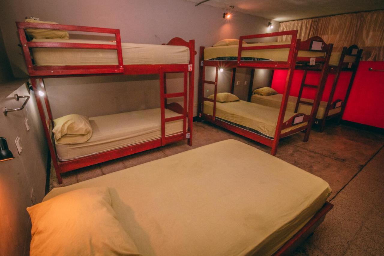 Hostel Nucapacha جواياكيل المظهر الخارجي الصورة